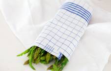Asparagi gratinati alle mandorle e GranMix Ferrari