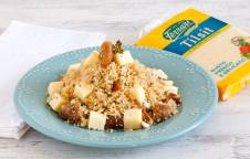 Cous cous con fichi secchi, datteri, Tilsit Ferrari e noci brasiliane