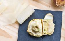 Carpaccio di carne salada e carciofi