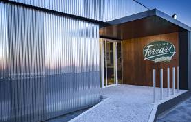 Tutto il gusto e la qualità di Ferrari ti aspettano allo spaccio aziendale