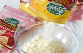 Gnocchi con fonduta di formaggio, basilico e bottarga