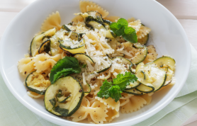 Farfalle con zucchine