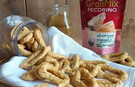 Taralli pugliesi al pecorino e pepe