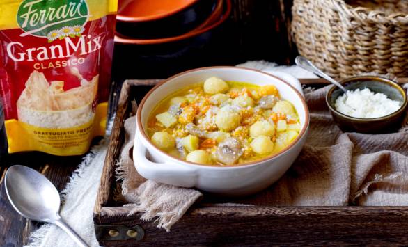 Minestra di zucca e funghi con palline di GranMix