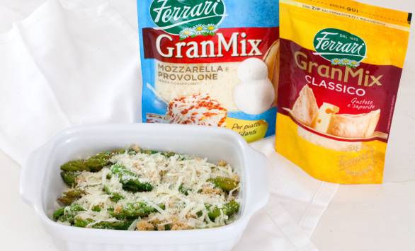 Asparagi gratinati alle mandorle e GranMix Ferrari