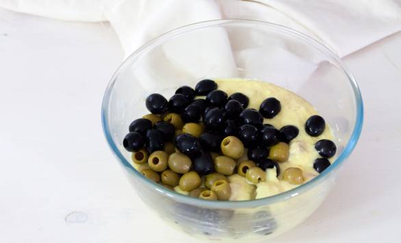 Cake alle olive e GranMix al Pecorino Ferrari