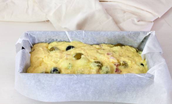 Cake alle olive e GranMix al Pecorino Ferrari